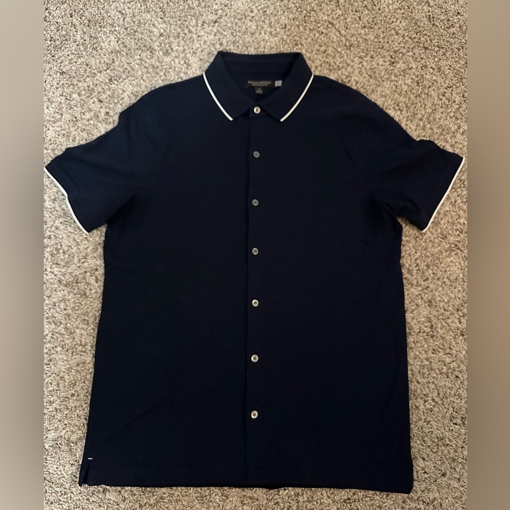 Banana Republic Button Front Closure Polo